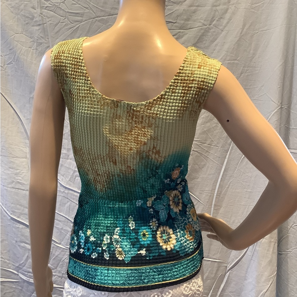 Colorful, Ribbed, Tank Top - Picture 6 of 6